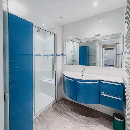 Luxury Setting With Private Pool Antibes