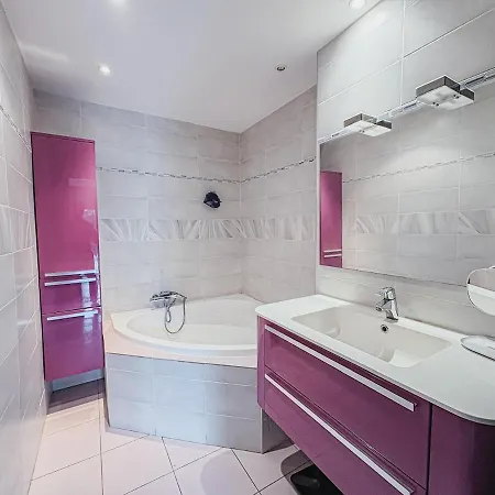 Luxury Setting With Private Pool Appartement *