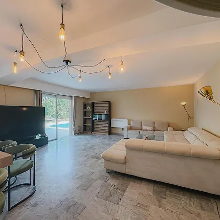 Luxury Setting With Private Pool * Antibes