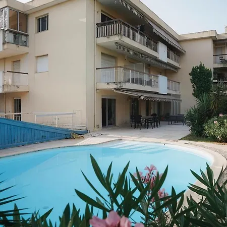 Luxury Setting With Private Pool * 昂蒂布