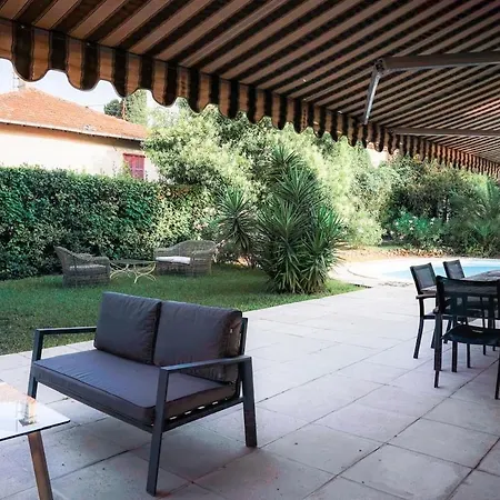 Luxury Setting With Private Pool 公寓 *