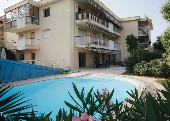 Luxury Setting With Private Pool * Antibes